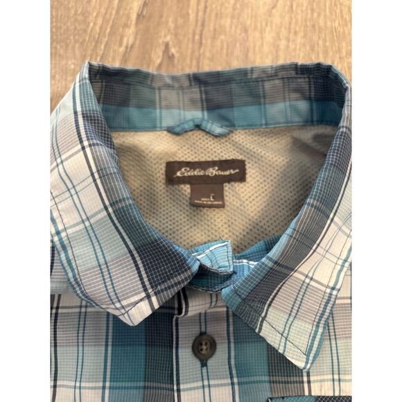 Eddie‎ Bauer Mens Blue Button Up Quick Dry Shirt Size L - Picture 2 of 3